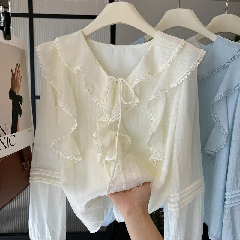 French V-Neck Chic Long Sleeve - Embroidery recension och pris